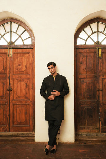 BLACK KURTA PAJAMA SET